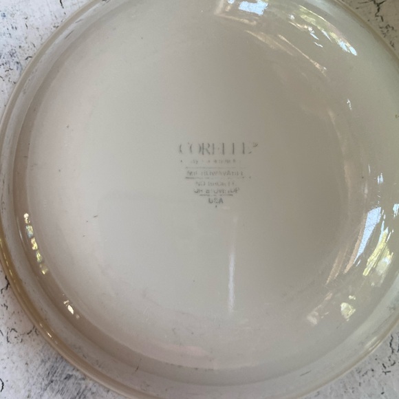 1 Corelle Forever Yours 8.5” Serving Bowl - Picture 5 of 9